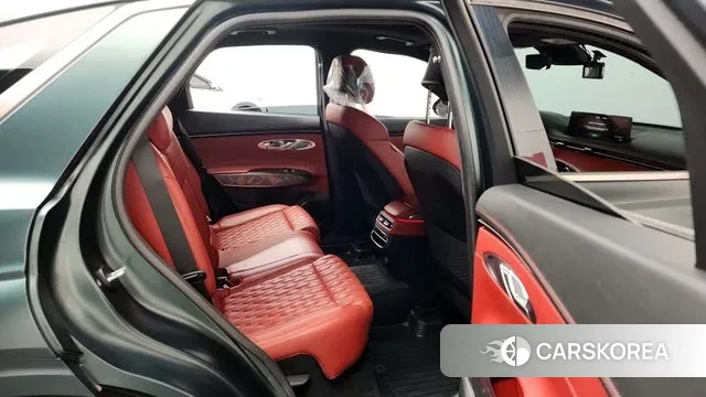 Genesis GV70 2021 Темно-зеленый из Кореи, фото 3