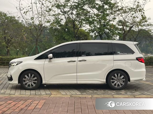 Honda Odyssey 2024 Белый из Китая, фото 3