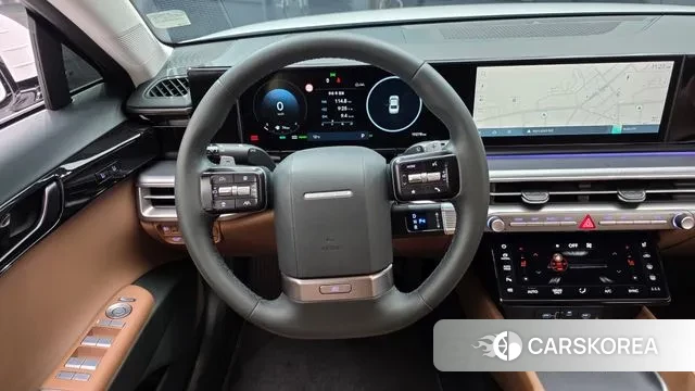 Hyundai Grandeur Hybrid (GN7) 2023 Белый из Кореи, фото 3