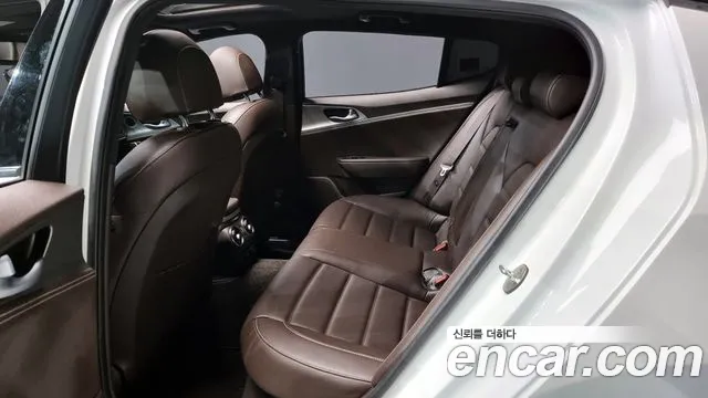 Kia Stinger 2019 Белый из Кореи, фото 3