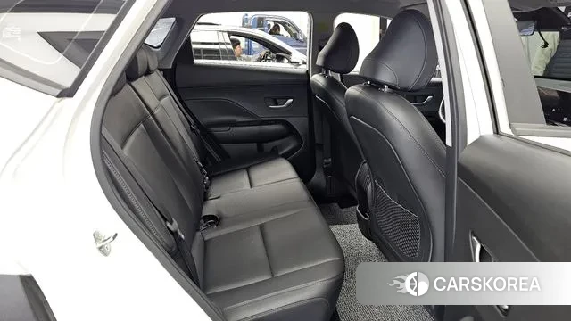 Hyundai Kona (SX2) 2023 Белый из Кореи, фото 3