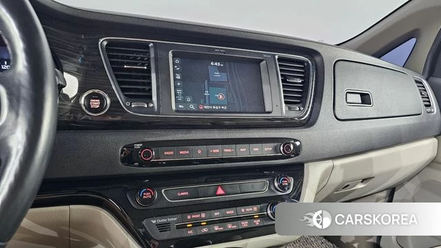 Kia The New Carnival 2020 Белый из Кореи, фото 3
