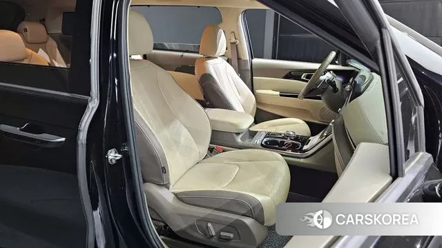 Kia Carnival 4th generation 2022 Черный из Кореи, фото 3