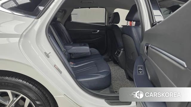 Hyundai Sonata (DN8) 2023 Белый из Кореи, фото 3