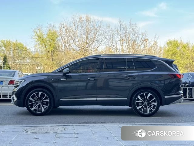 Volkswagen Lanjing 2024 Темно-серый из Китая, фото 3