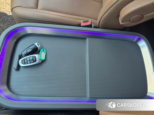 Hyundai Staria 2022 Серый из Кореи, фото 3