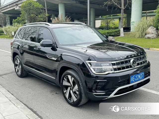 Volkswagen Tourang 2023 Черный из Китая, фото 3