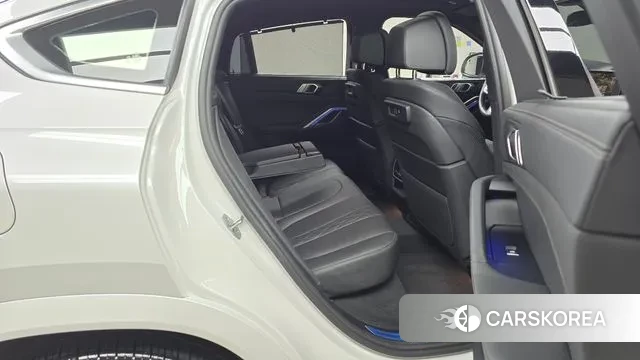 BMW X6 (G06) 2022 Белый из Кореи, фото 3