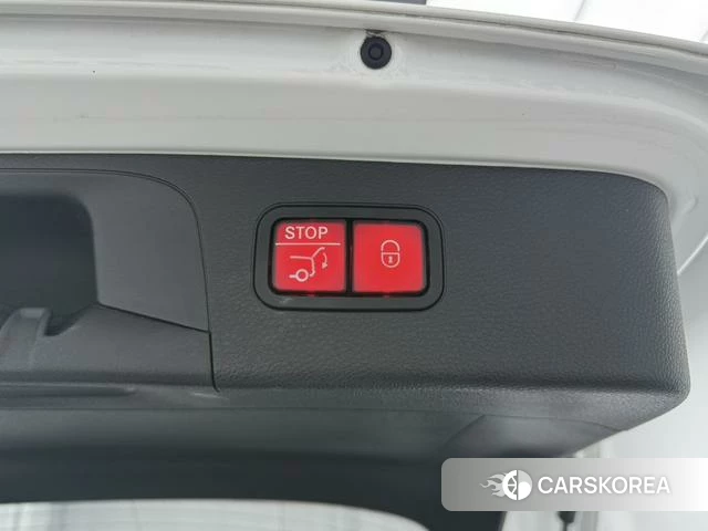 Mercedes-Benz GLC 2022 Белый из Китая, фото 3