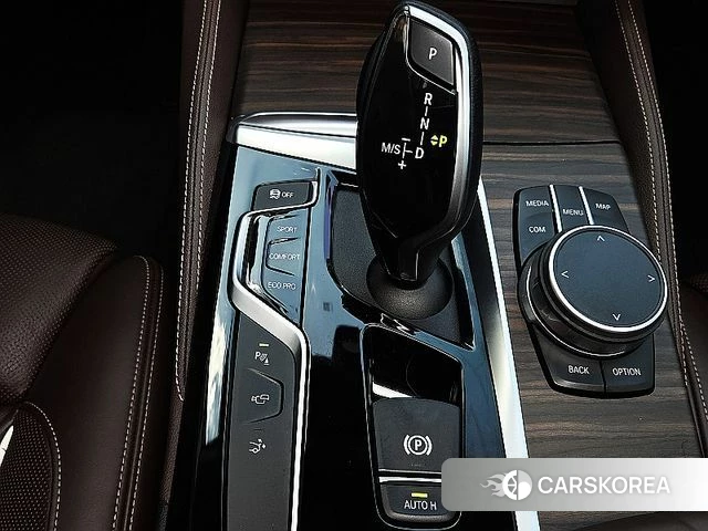 BMW 6 Series GT (G32) 2020 Черный из Кореи, фото 3