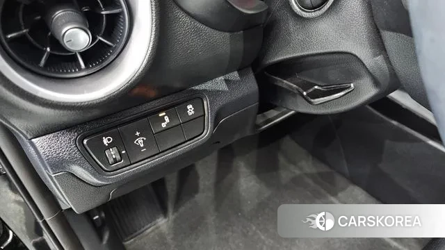 Kia The New K3 2nd generation 2022 Черный из Кореи, фото 3