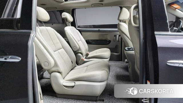 Kia The New Carnival 2018 Серый из Кореи, фото 3