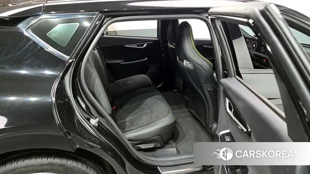 Kia EV6 2023 Черный из Кореи, фото 3