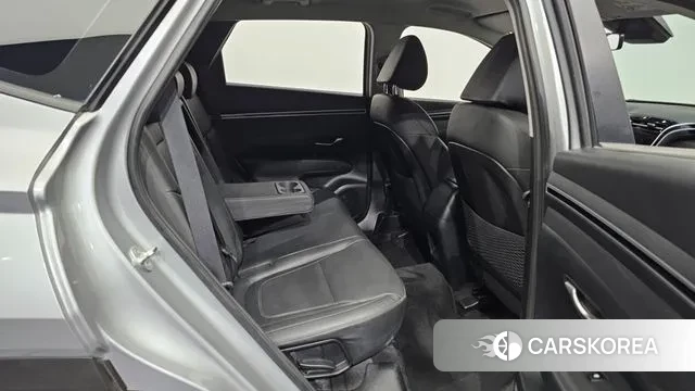 Hyundai Tucson (NX4) 2021 Серебряный из Кореи, фото 3