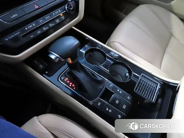 Kia The New Carnival 2018 Белый из Кореи, фото 3