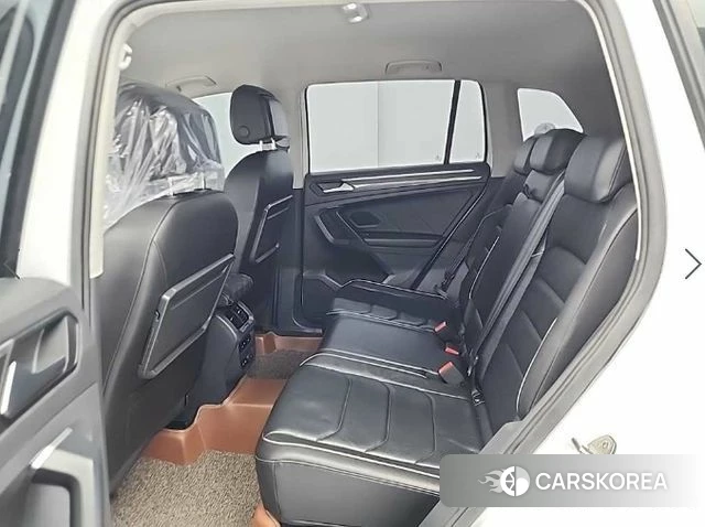 Volkswagen Tiguan second Generation 2019 Белый из Кореи, фото 3