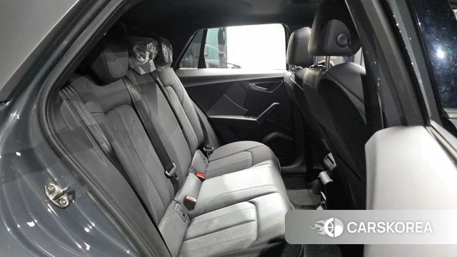 Audi Q2 2020 Серебристо-серый из Кореи, фото 3