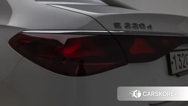 Mercedes-Benz E-Class W214 id 2904909 из Кореи 3