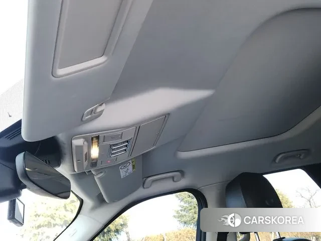 Land Rover Discovery 5 2018 Белый из Кореи, фото 3