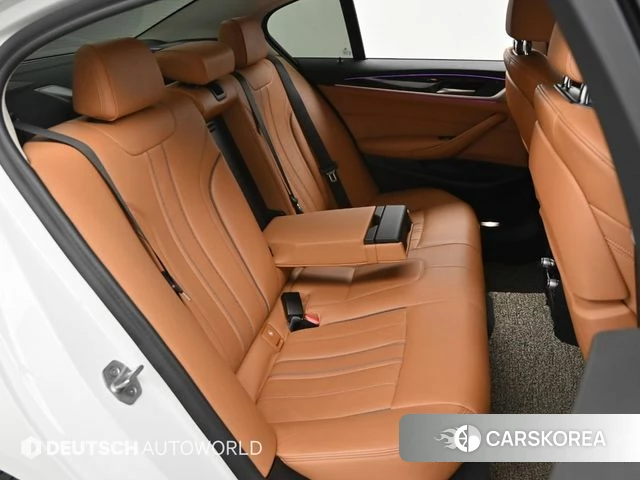 BMW 5 Series (G30) 2021 Белый из Кореи, фото 3