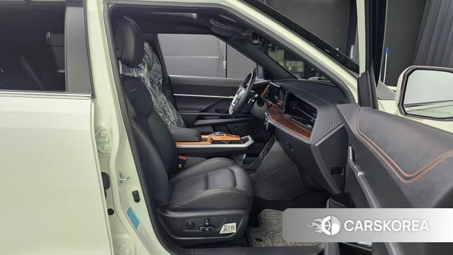 Ssangyong Torres EVX 2024 Белый из Кореи, фото 3