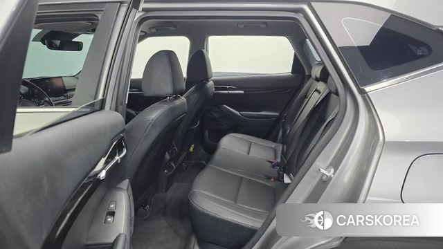 Kia Seltos 2022 Серебряный из Кореи, фото 3