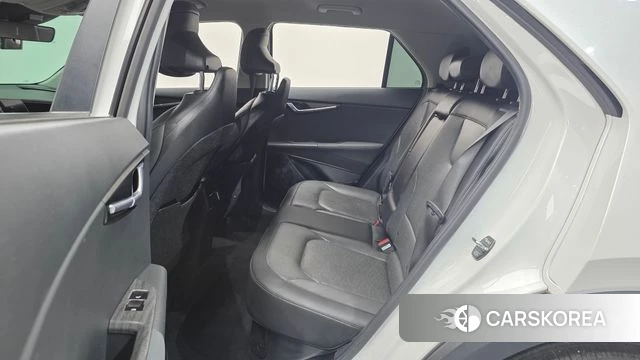 Kia Di Ol Nu Niro 2022 Белый из Кореи, фото 3