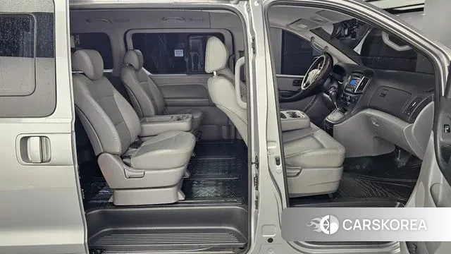 Hyundai The New Grand Starex 2019 Серебристо-серый из Кореи, фото 3