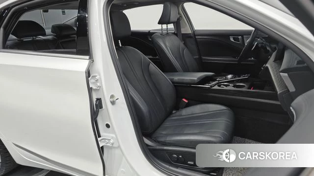 Kia K8 2022 Белый из Кореи, фото 3