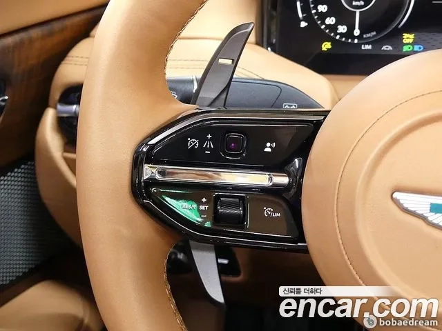Aston Martin DB12 2024 Коричневый из Кореи, фото 3