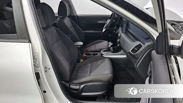 Kia Seltos 2021 Белый из Кореи, фото 3