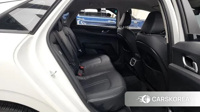 Kia K5 3rd generation 2021 Белый из Кореи, фото 3