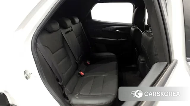 Chevrolet (GM Daewoo) Trailblazer 2022 Белый из Кореи, фото 3