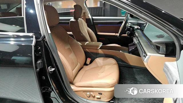 Hyundai Grandeur (GN7) 2024 Черный из Кореи, фото 3