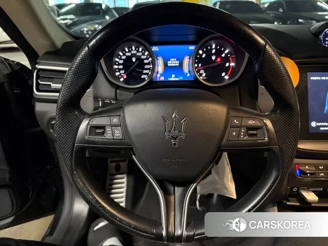 Maserati Ghibli 2018 Черный из Кореи, фото 3