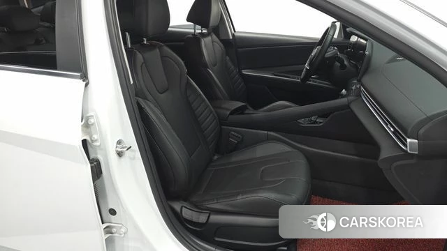 Hyundai Avante (CN7) 2021 Белый из Кореи, фото 3