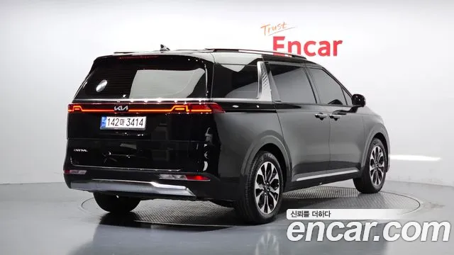 Kia Carnival 4th generation 2023 Черный из Кореи, фото 3