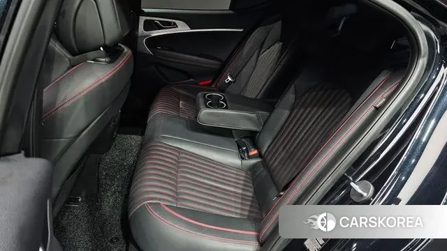 Genesis G70 2019 Черный из Кореи, фото 3