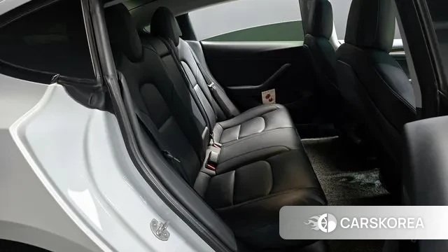 Tesla Model 3 2022 Белый из Кореи, фото 3