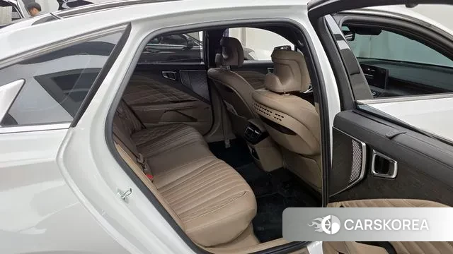 Kia K8 Hybrid 2023 Белый из Кореи, фото 3