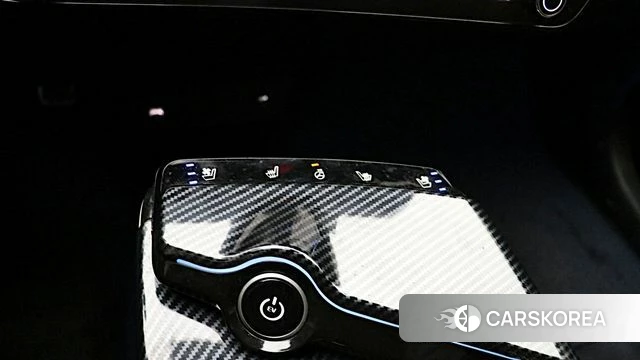 Kia EV6 2024 Черный из Кореи, фото 3