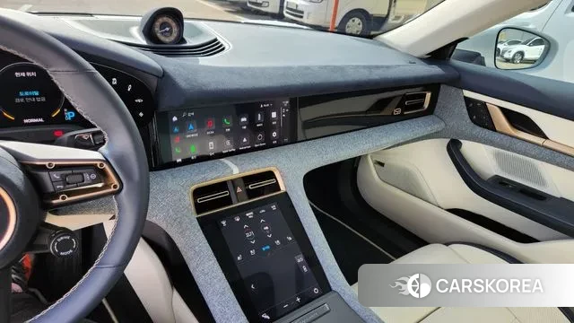 Porsche Taycan 2023 Белый из Кореи, фото 3