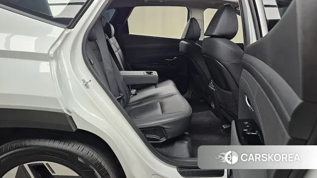 Hyundai The New Tucson (NX4) 2024 Белый из Кореи, фото 3