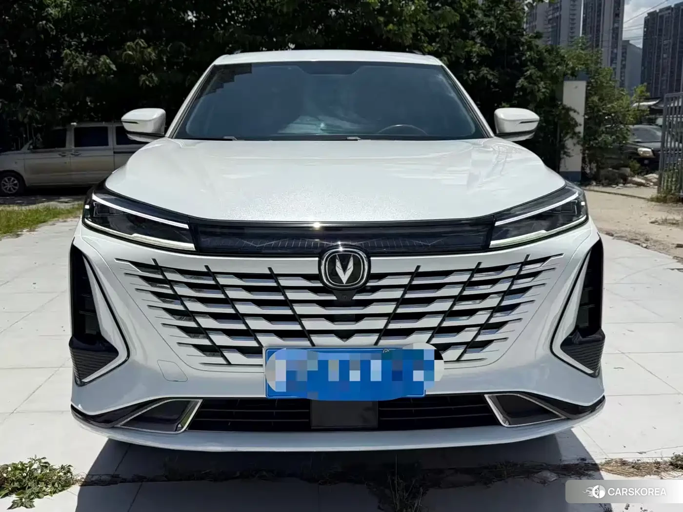 Chang'an CS75PLUS 2023 Белый из Китая, фото 3