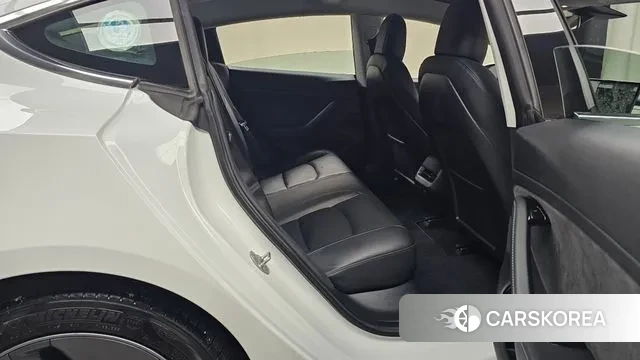 Tesla Model 3 2020 Белый из Кореи, фото 3