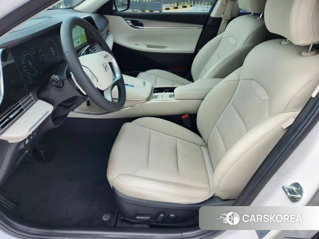 Hyundai The New Grandeur IG Hybrid 2022 Белый из Кореи, фото 3