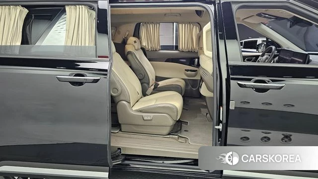 Kia Carnival 4th generation 2021 Черный из Кореи, фото 3