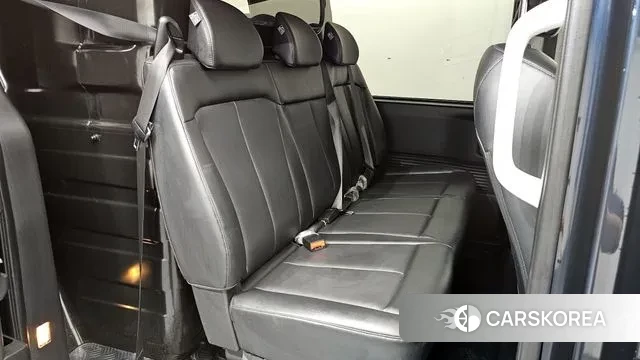 Hyundai Staria 2023 Синий из Кореи, фото 3