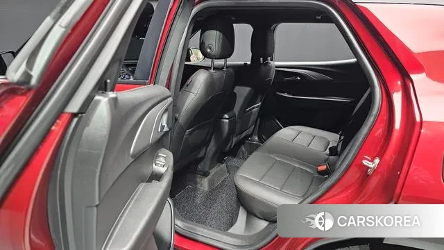 Chevrolet (GM Daewoo) The New Trail Blazer 2023 Красный из Кореи, фото 3