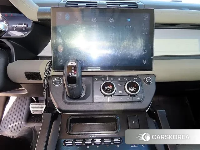 Land Rover Defender (L663) 2021 Зеленый из Кореи, фото 3